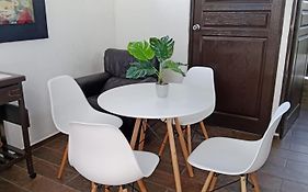 SUITE CLIMATIZADA Y EQUIPADA Zona Dorada Tuxtla